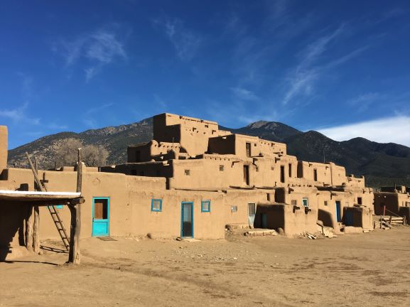 aos pueblo road trip dallas taos